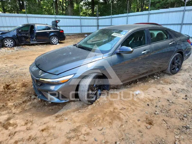 2026 Hyundai Elantra фото