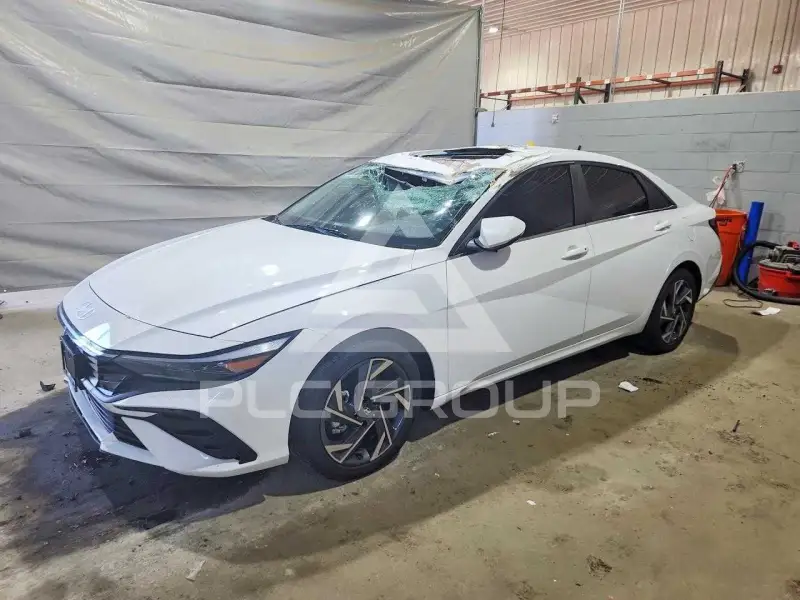 2026 Hyundai Elantra фото
