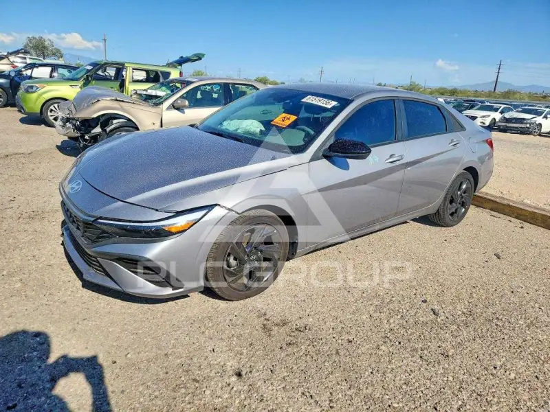 2026 Hyundai Elantra фото