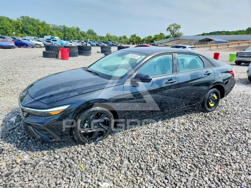 2026 Hyundai Elantra photo