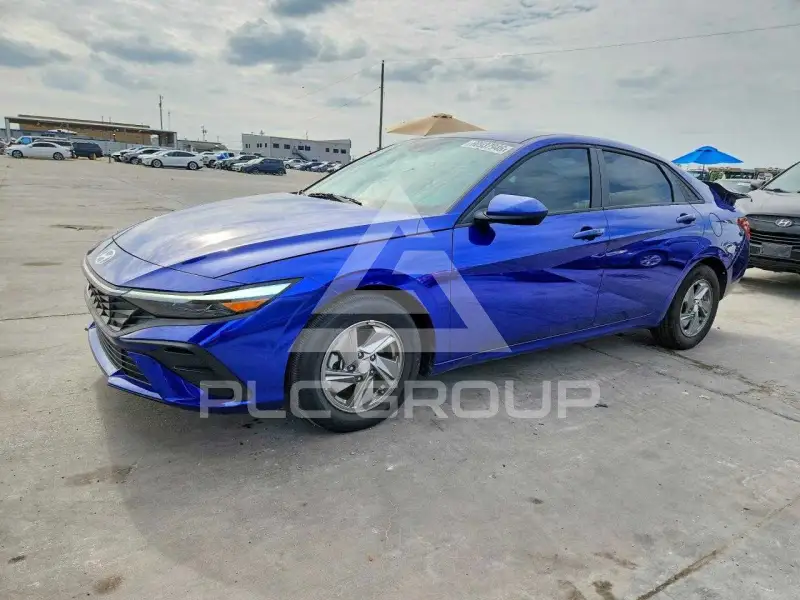 2026 Hyundai Elantra фото
