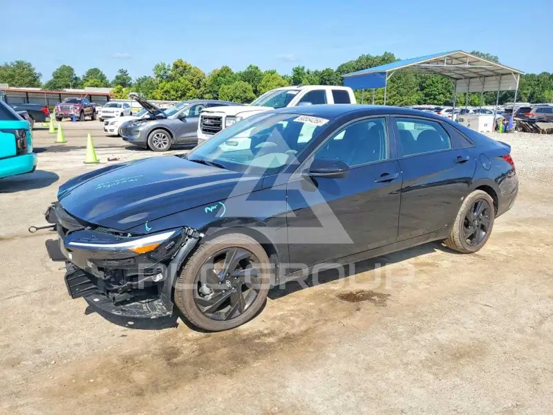 2026 Hyundai Elantra фото