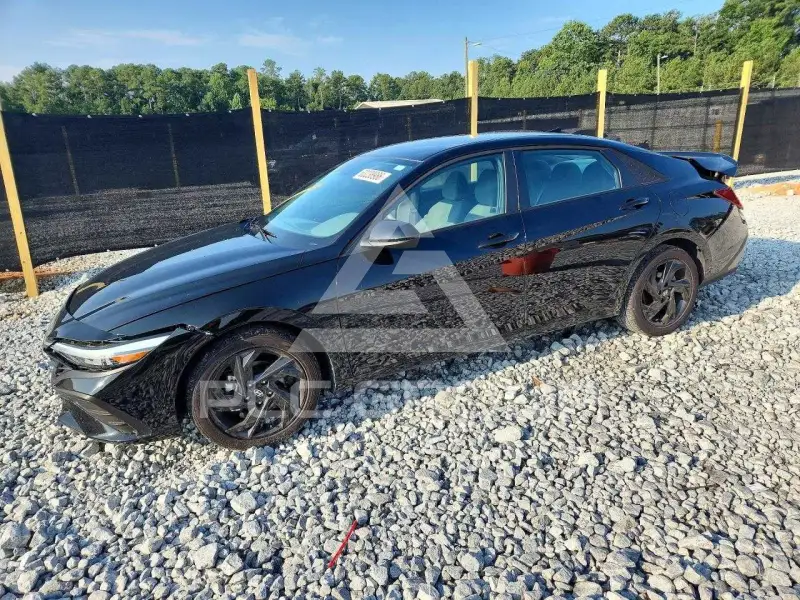 2026 Hyundai Elantra фото