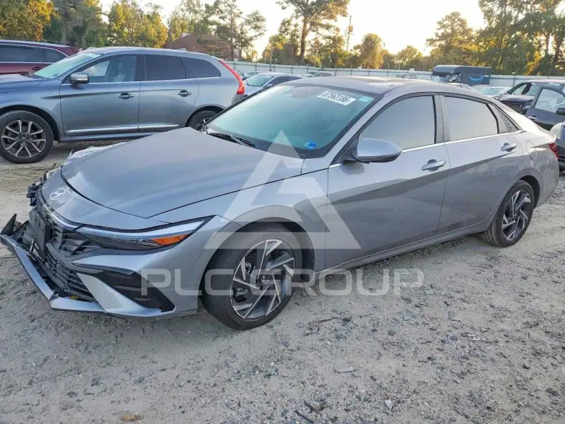 2026 Hyundai Elantra фото