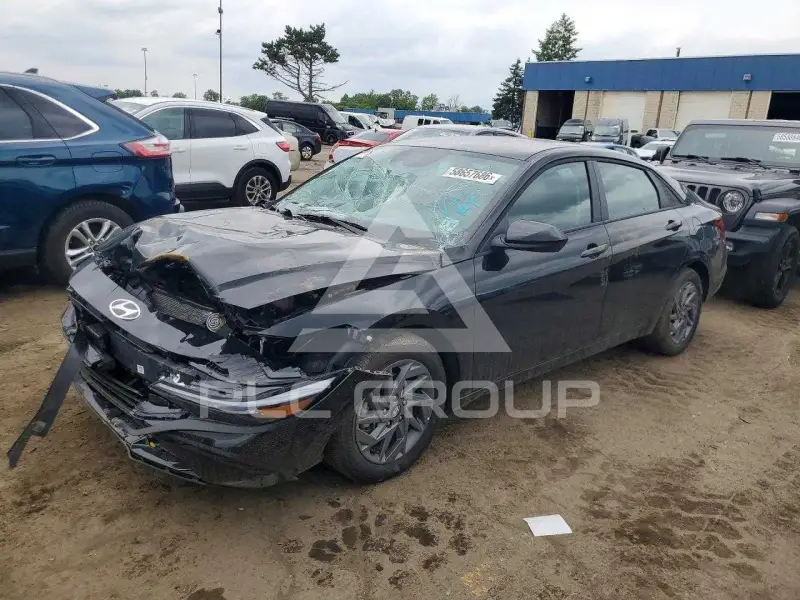2026 Hyundai Elantra фото