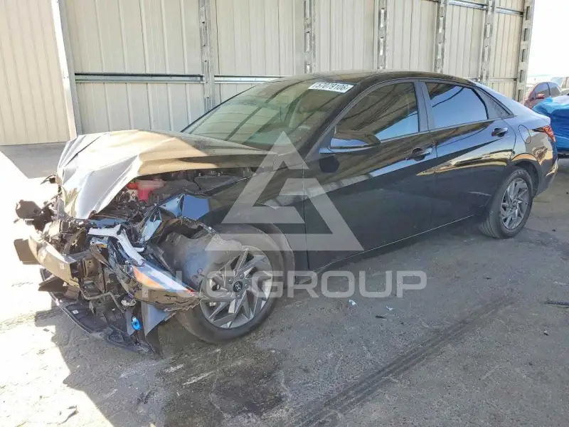 2026 Hyundai Elantra фото