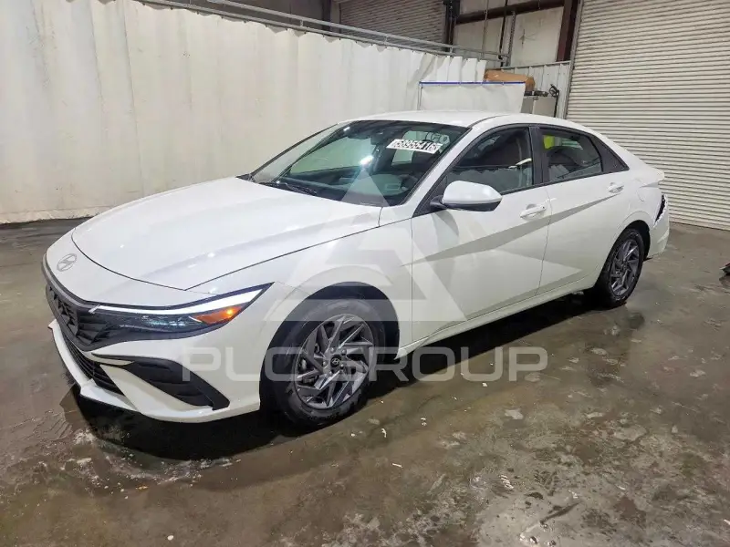 2026 Hyundai Elantra photo