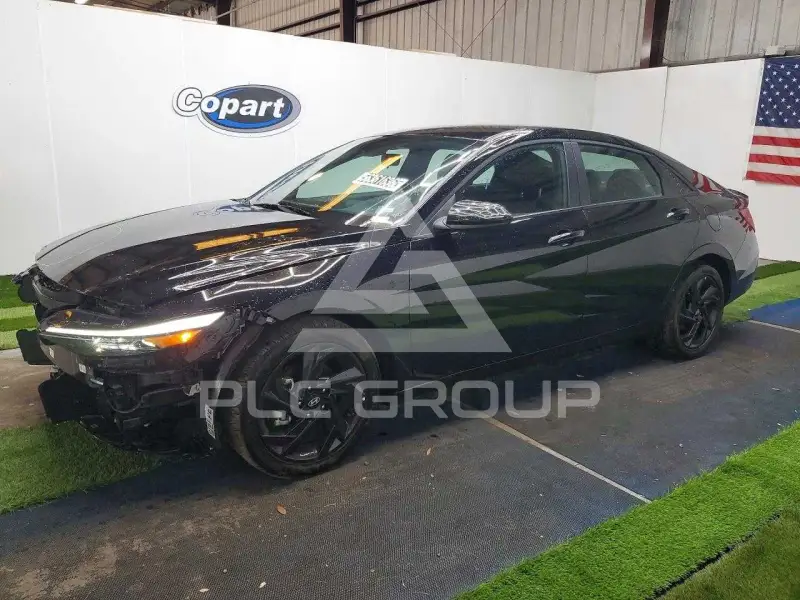 2026 Hyundai Elantra фото