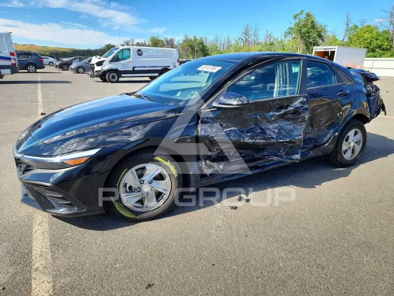 2026 Hyundai Elantra фото