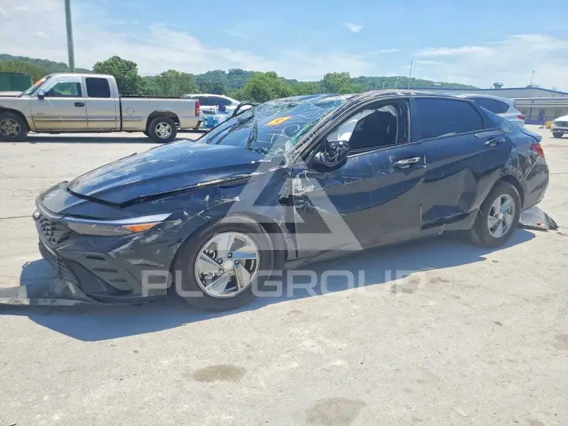 2026 Hyundai Elantra фото