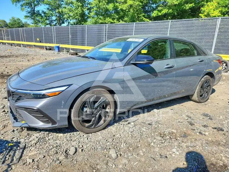 2026 Hyundai Elantra photo