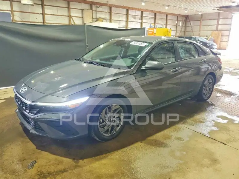 2026 Hyundai Elantra фото