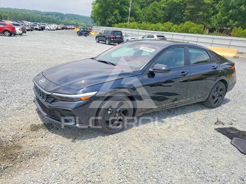 2026 Hyundai Elantra photo