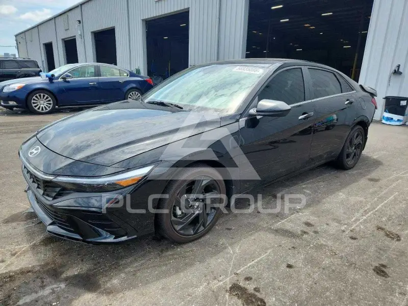 2026 Hyundai Elantra фото