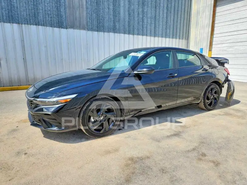 2026 Hyundai Elantra фото