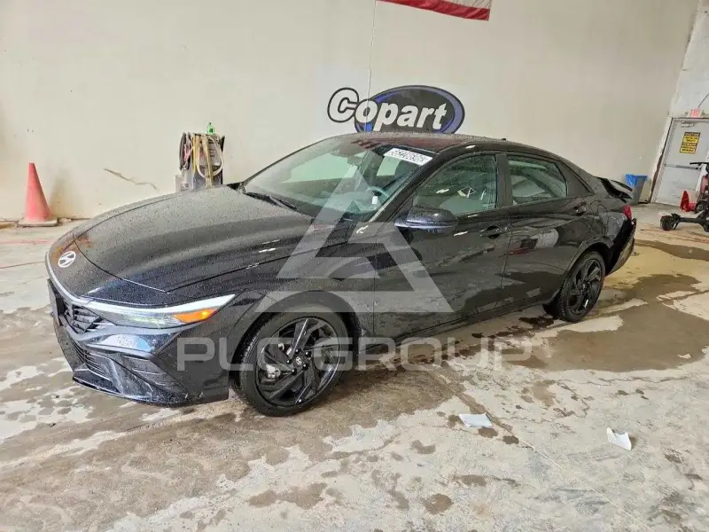 2026 Hyundai Elantra фото