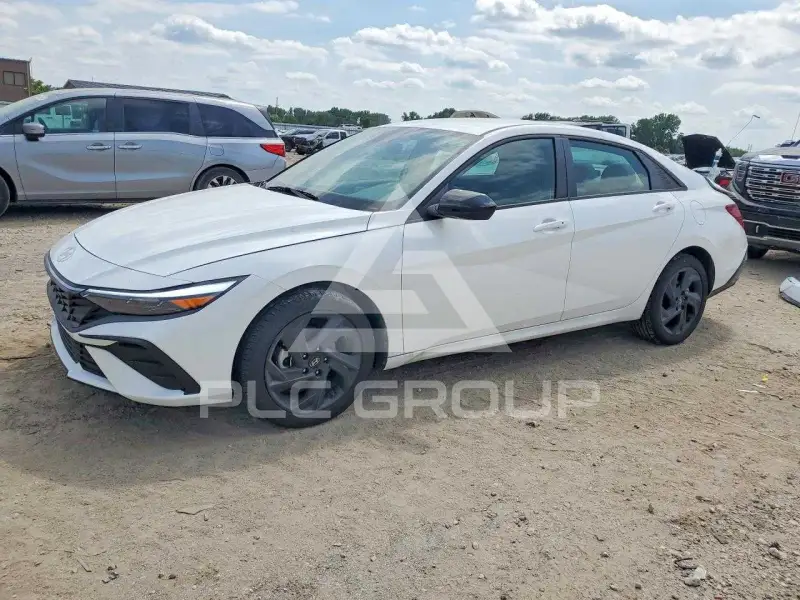 2026 Hyundai Elantra photo