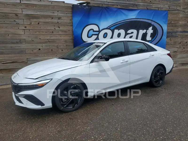 2026 Hyundai Elantra photo