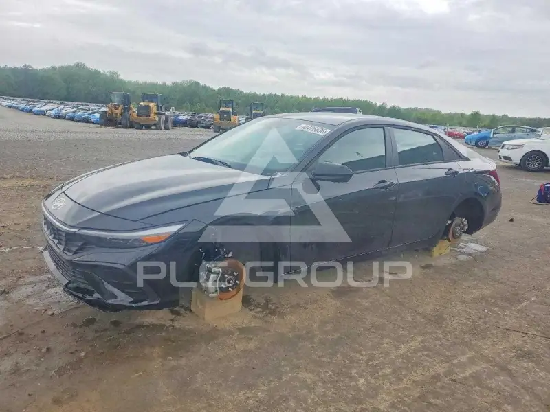 2026 Hyundai Elantra photo