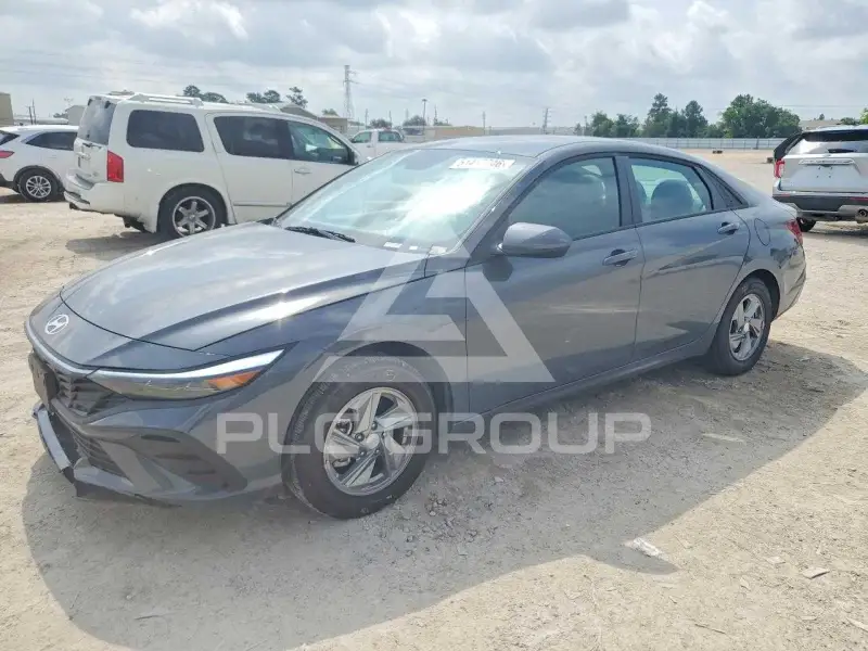 2026 Hyundai Elantra фото