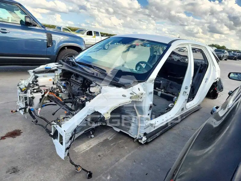 2026 Hyundai Ioniq фото