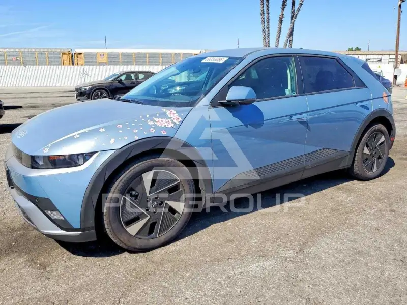 2026 Hyundai Ioniq photo