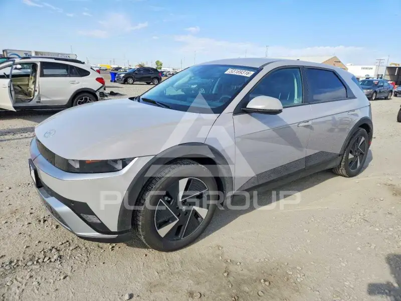 2026 Hyundai Ioniq photo