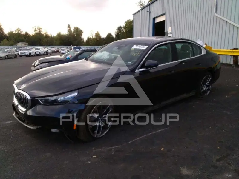 2027 BMW 530 photo