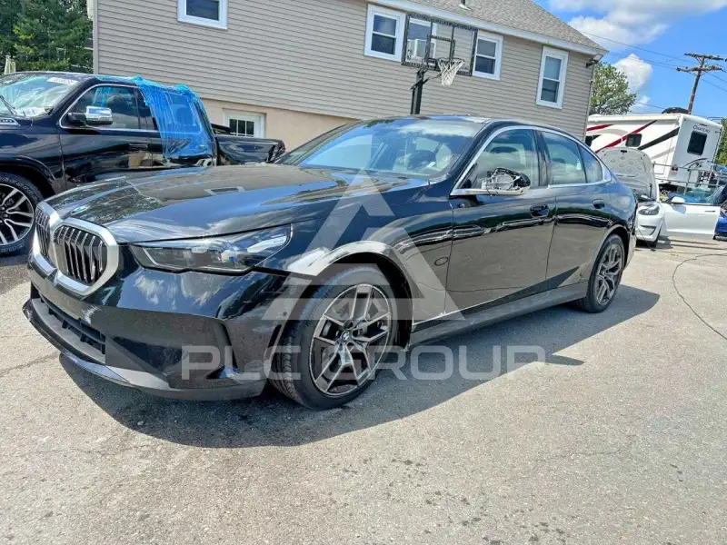 2027 BMW 530 фото