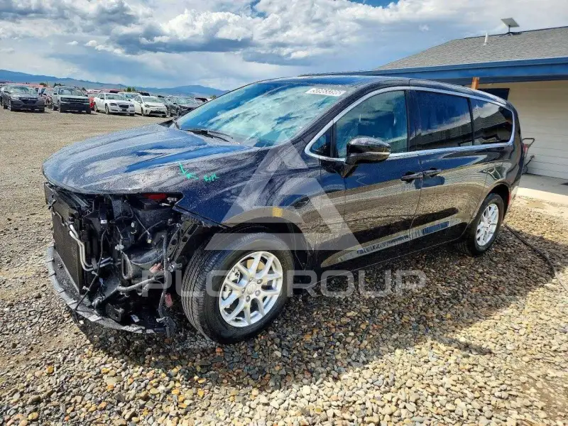 2027 Chrysler PACIFICA photo