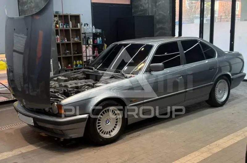 1997 BMW 523