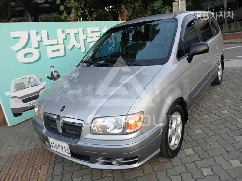 2003 Hyundai Trajet