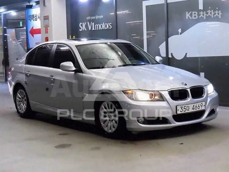 2009 BMW 330