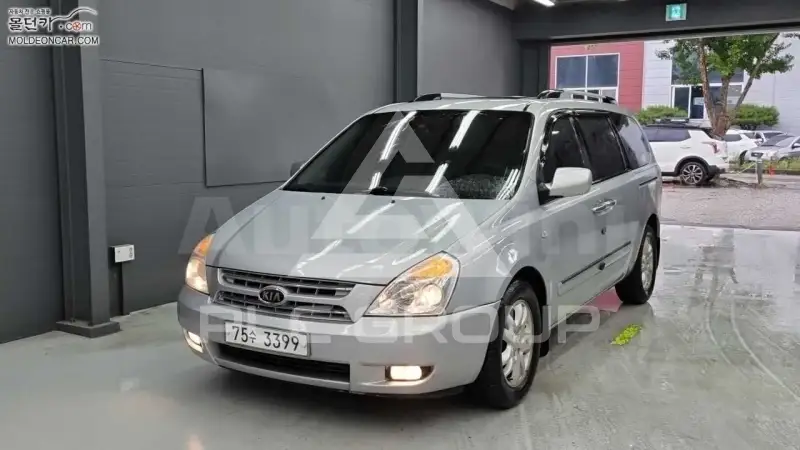 2009 KIA Carnival