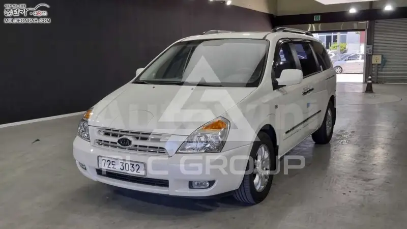 2009 KIA Carnival