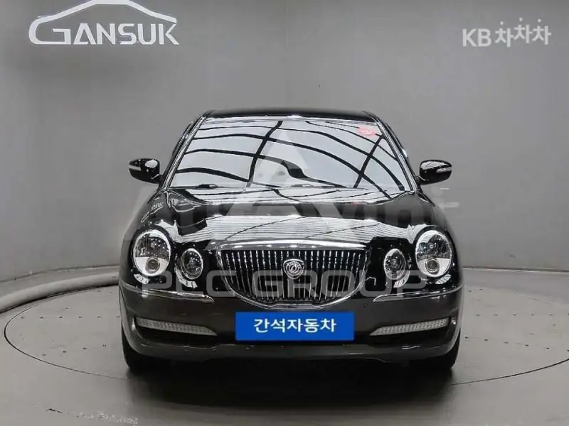 2010 KIA Opirus