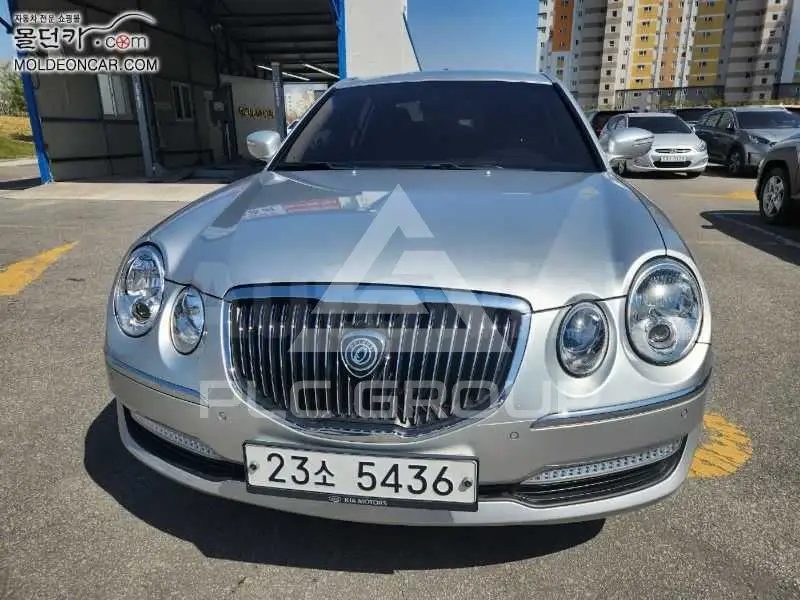 2010 KIA Opirus