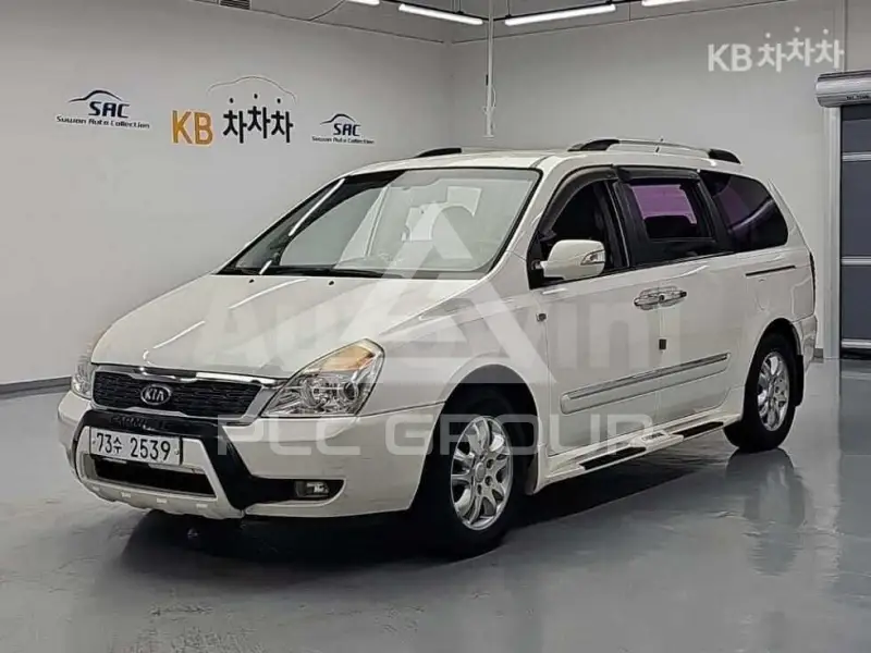 2010 KIA Carnival