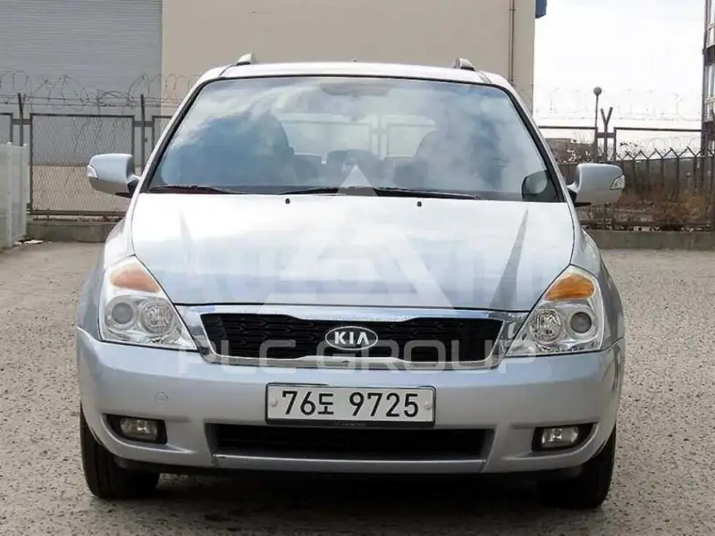 2010 KIA Carnival