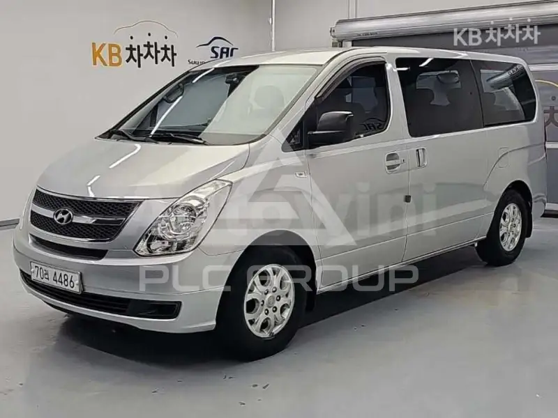 2010 Hyundai Starex