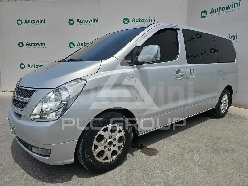 2010 Hyundai Starex