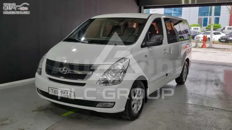 2010 Hyundai Starex