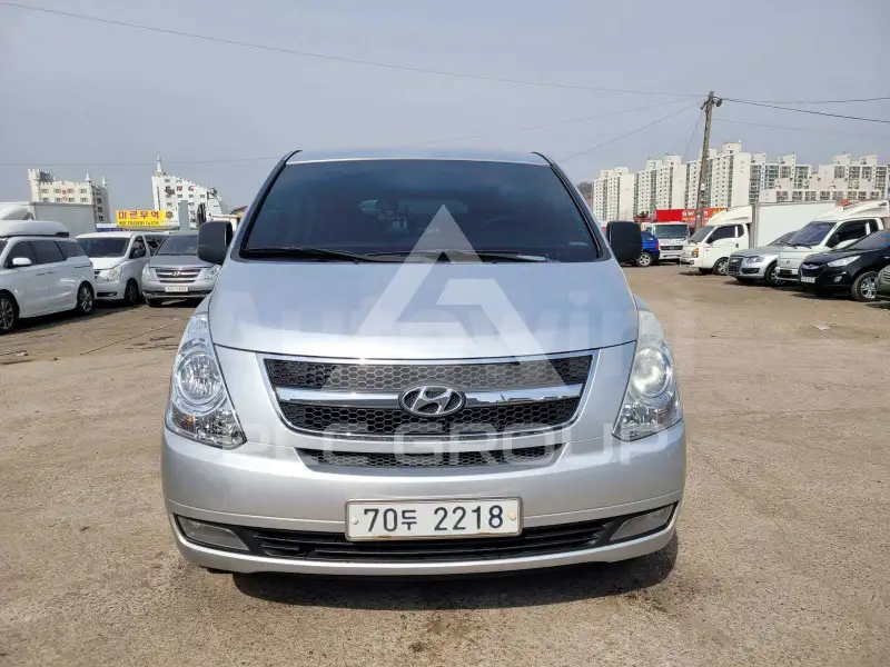 2010 Hyundai Starex