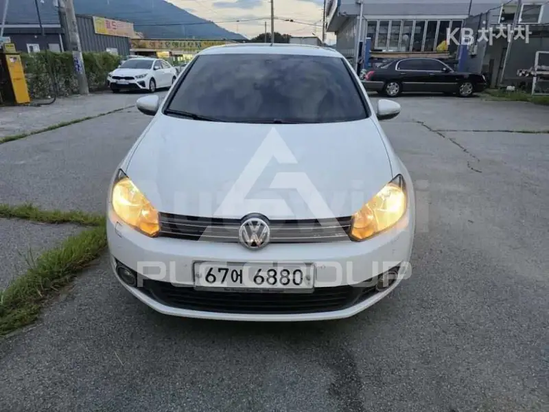 2010 Volkswagen GOLF