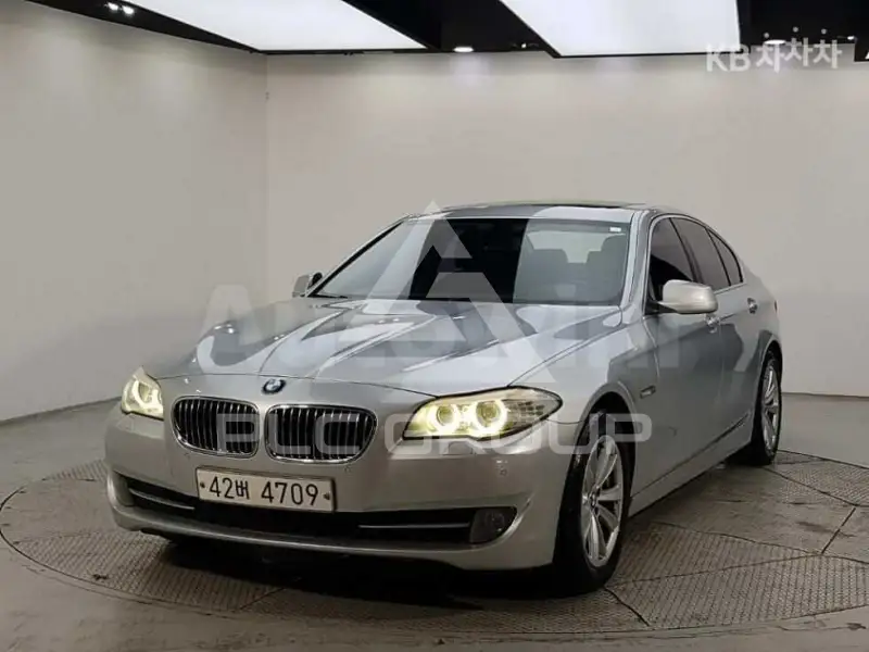 2011 BMW 523