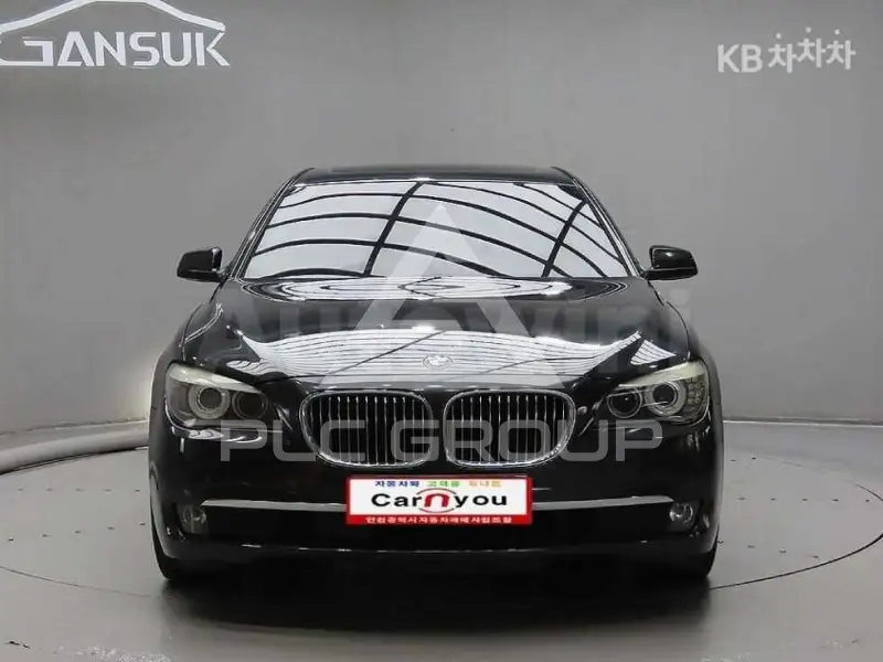 2011 BMW 7 Series