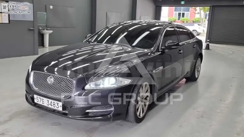 2011 Jaguar XJ