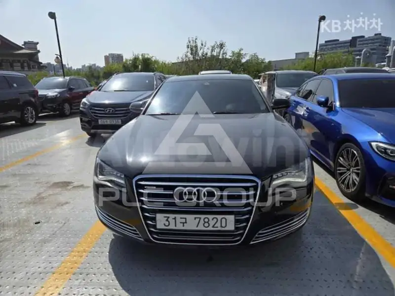 2011 Audi A8