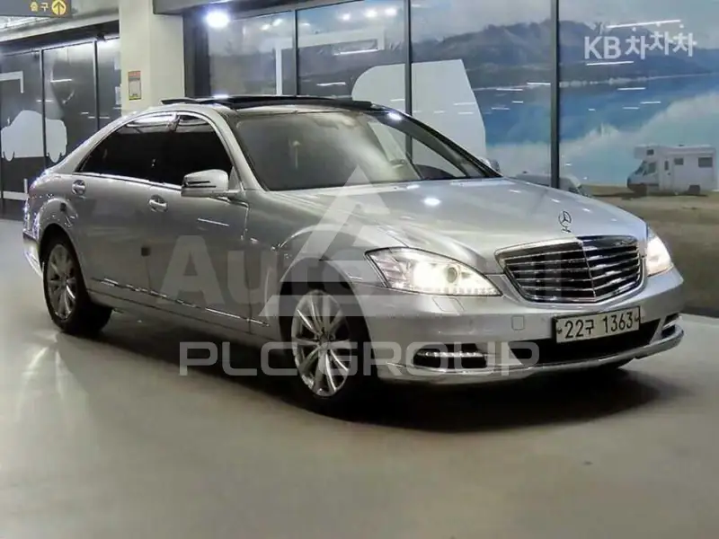 2011 Mercedes Benz S-Class