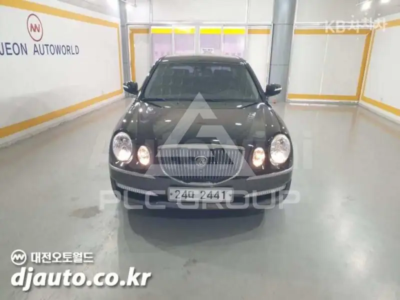 2011 KIA Opirus